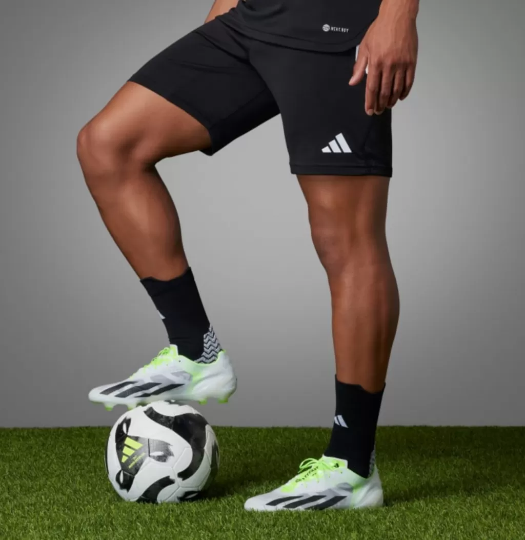 Бутcы профессиональные Adidas X Crazyfast+ FG
